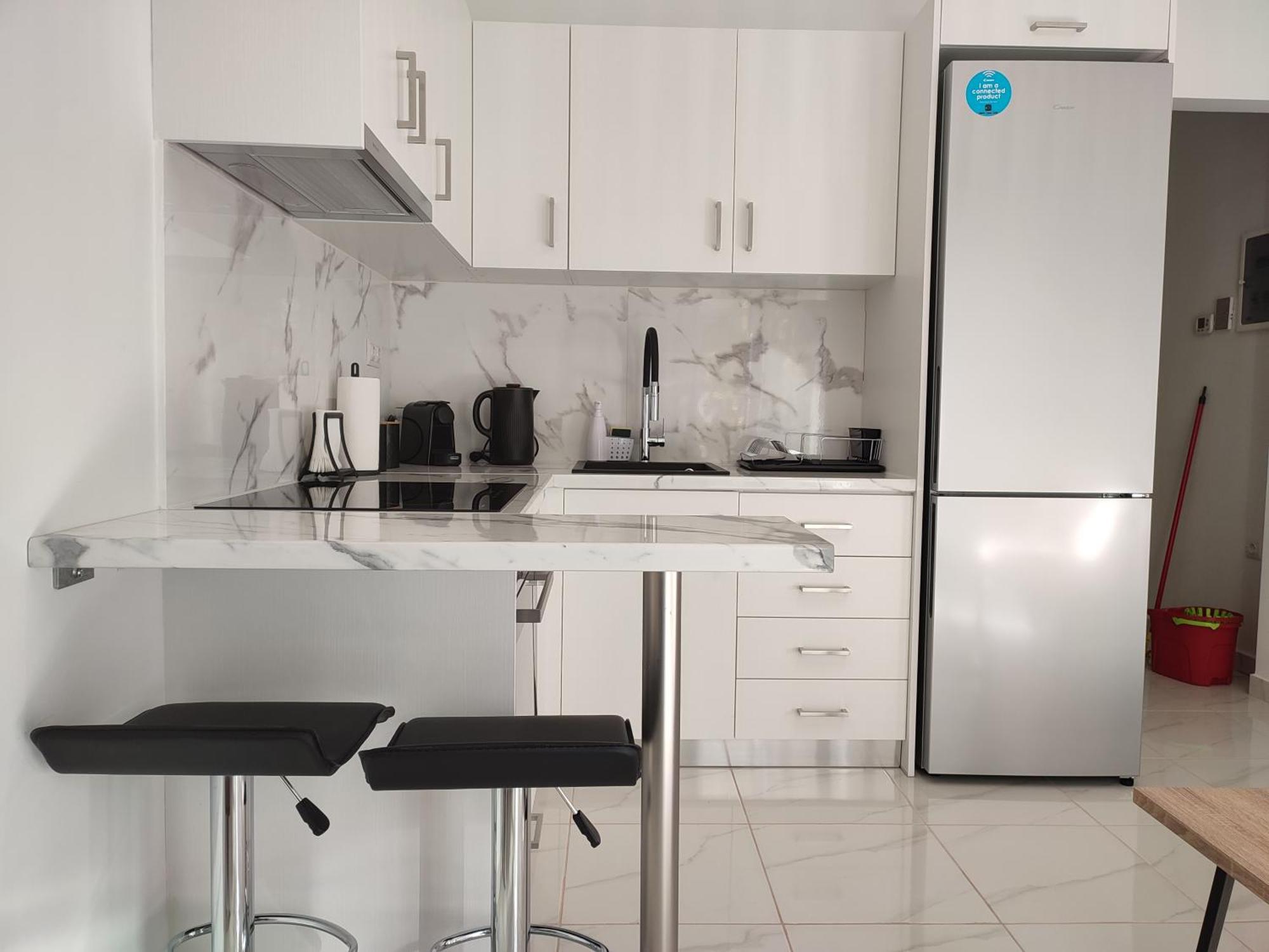 Elegant & Modern Apartment Near To Athens Riviera Pireus Exteriör bild