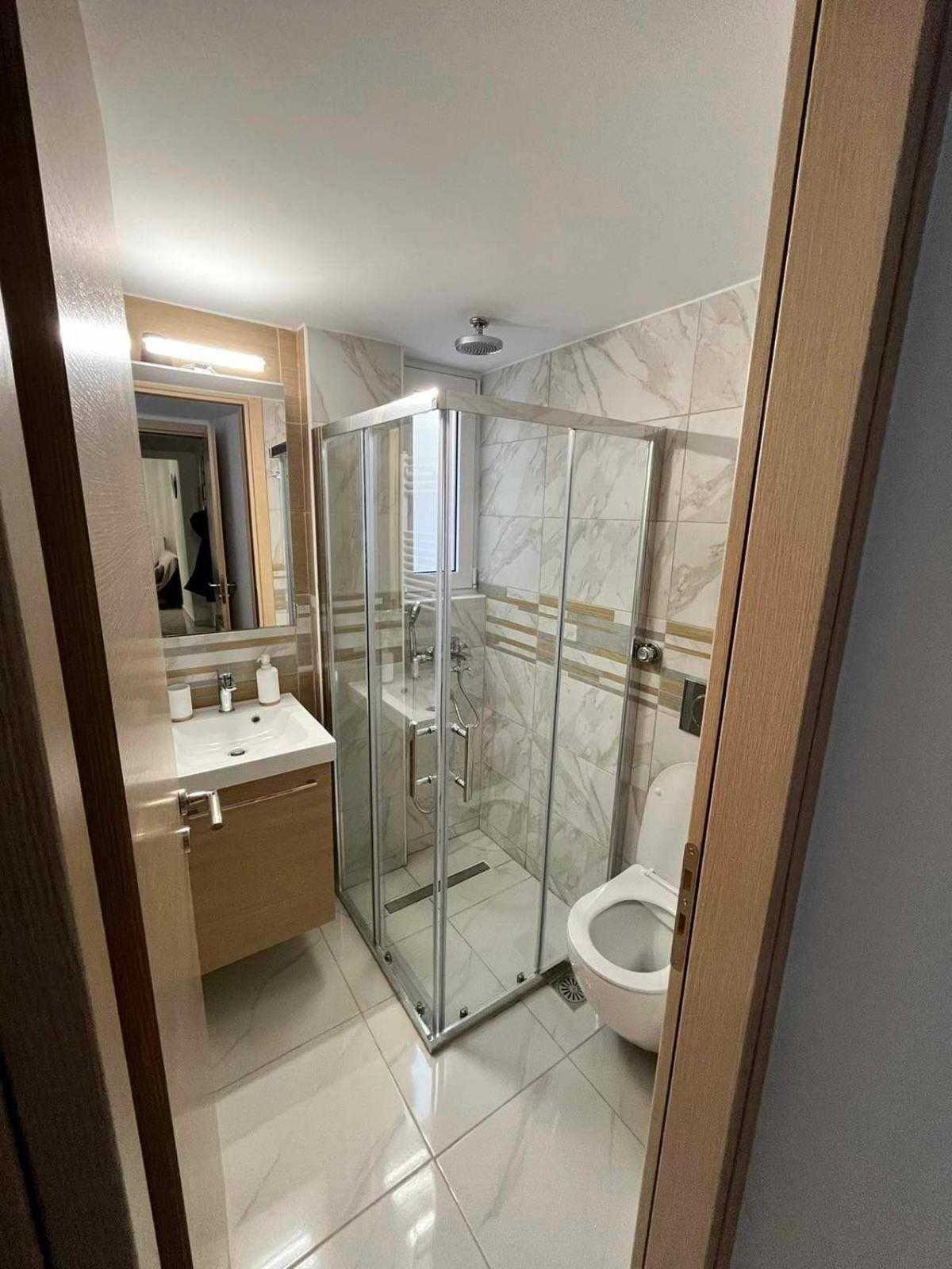 Elegant & Modern Apartment Near To Athens Riviera Pireus Exteriör bild