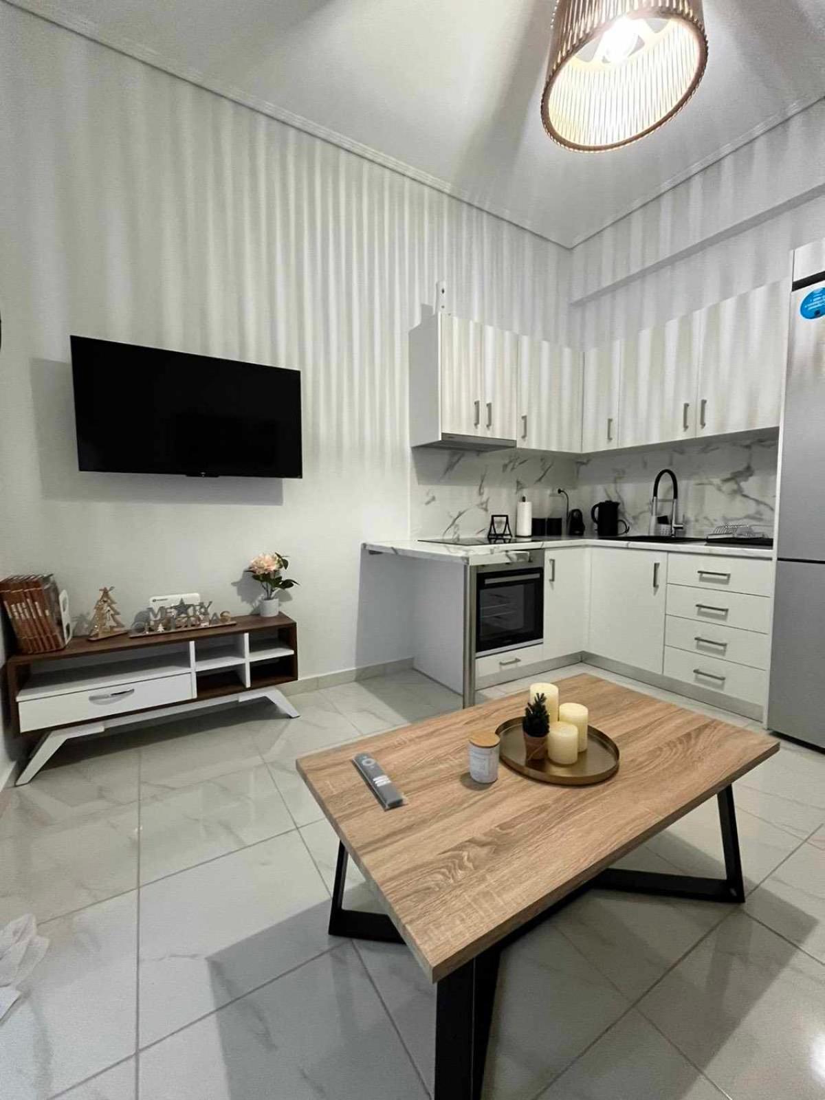 Elegant & Modern Apartment Near To Athens Riviera Pireus Exteriör bild